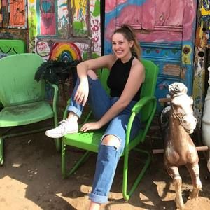 Meet your Posher, Anna